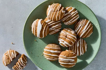 Chewy Chai Gingerbread Cookies
