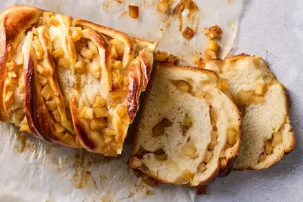 Apple and Honey Babka