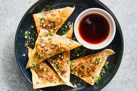 Kimchi Napjak Mandu (Flat Dumplings)